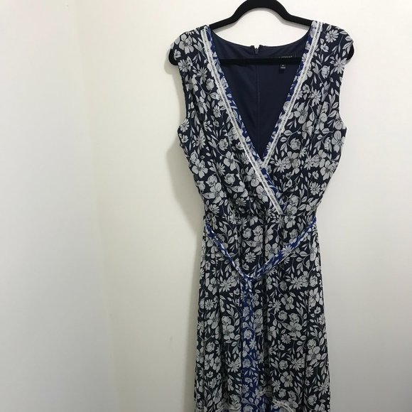 Lane Bryant size 20 sleeveless dress in tonal blue floral print. - Picture 1 of 7